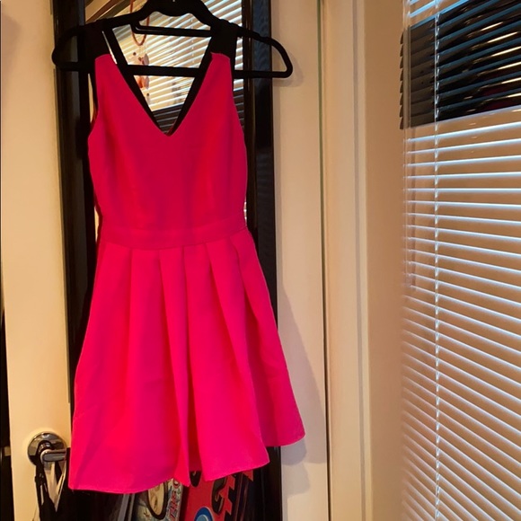 Really cute skater girl neon pink dress - Picture 1 of 4